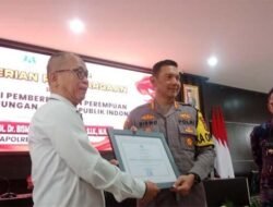 Dapat Penghargaan dari Menteri PPPA, GIBRAN Puji Prestasi Kombes Bismo Teguh Prakoso dan jajaran